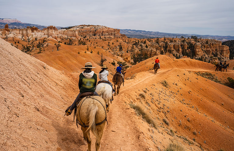 horseback riding in Bryce Canyon National Park