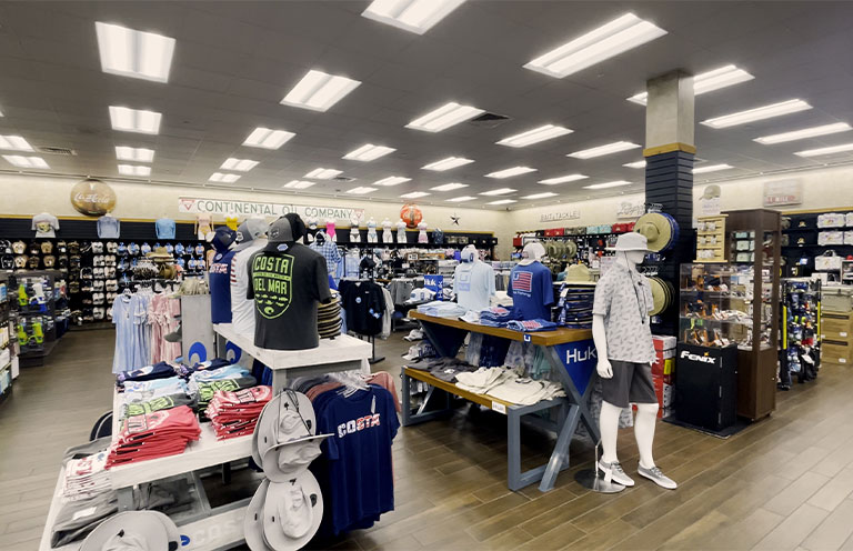 Buc-ee's clothing section