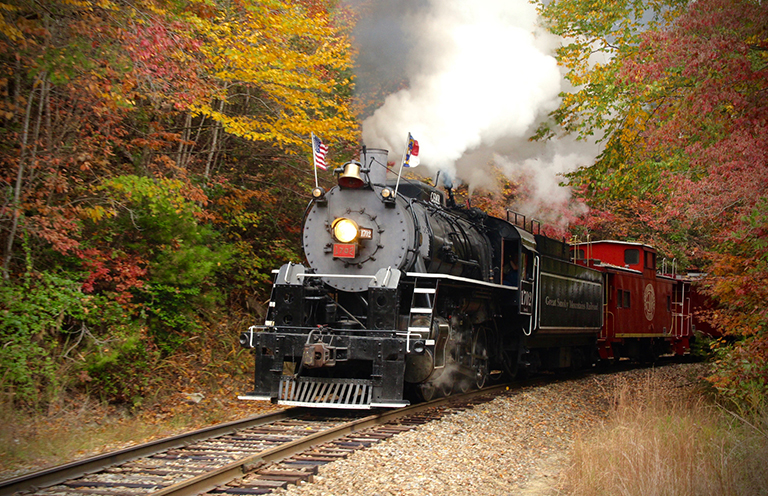 smokey mountain train ride in fall