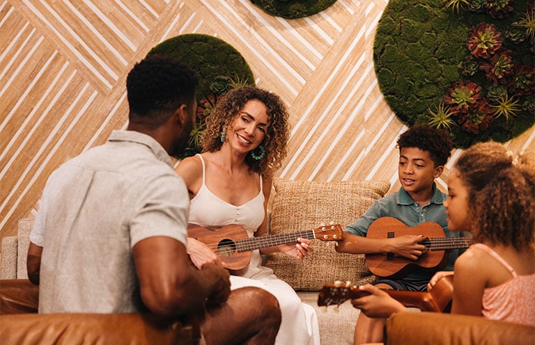 Guitar lesson at The Ritz-Carlton O‘ahu, Turtle Bay