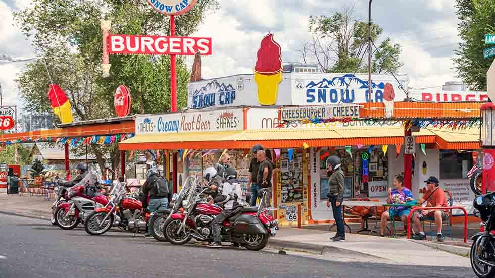 Delgadillos SnowCapDriveIn