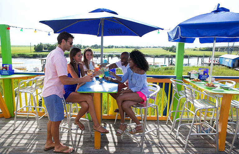 Tybee Beach, Georgia, Friends enjoying outdoor scenery with food and drinks