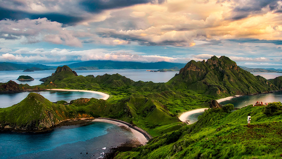 Komodo Island Indonesia Fajruddin Mudzakkir via Unsplash