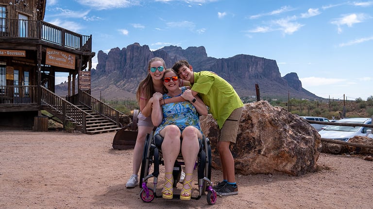Wheel the World - Apache Trail