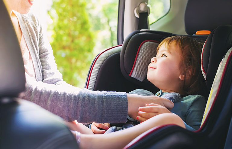 baby in forward facing car seat