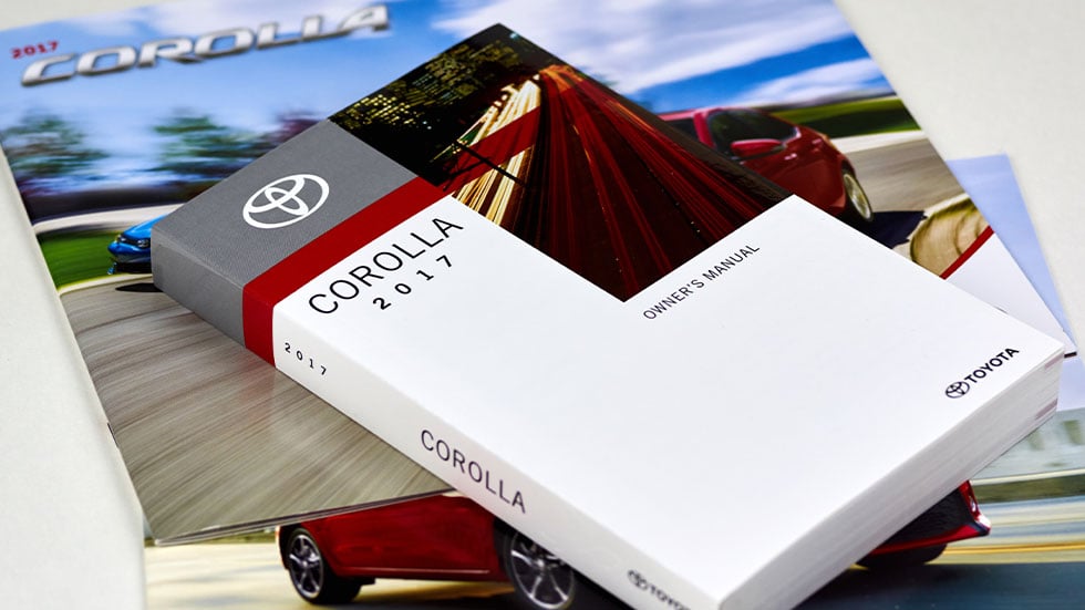 2017 toyota corolla manual