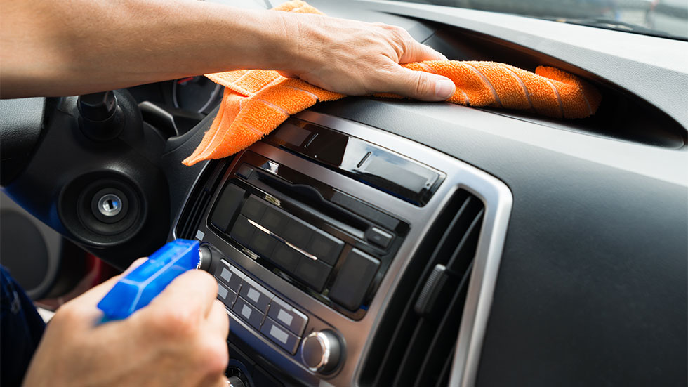 Cleaning car dashboard