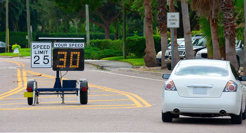 Radar speed limit in dicator sign