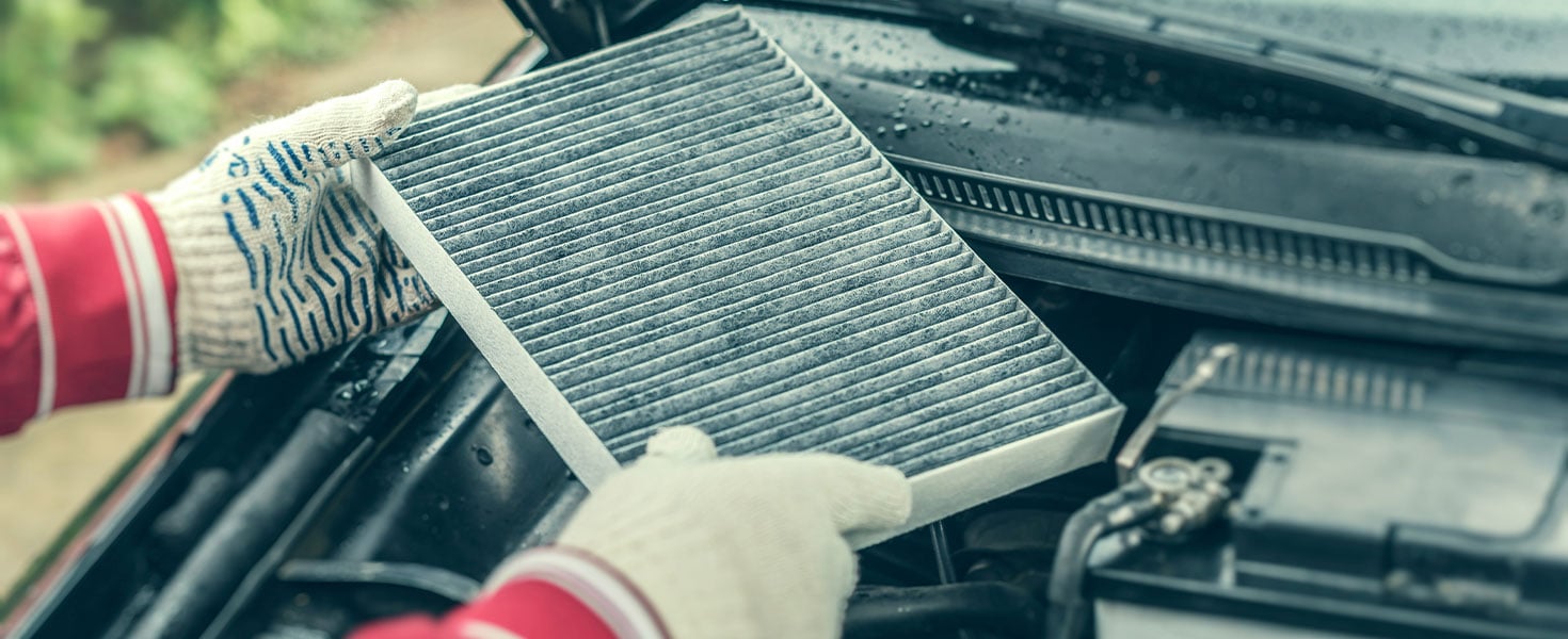 dirty car cabin filter