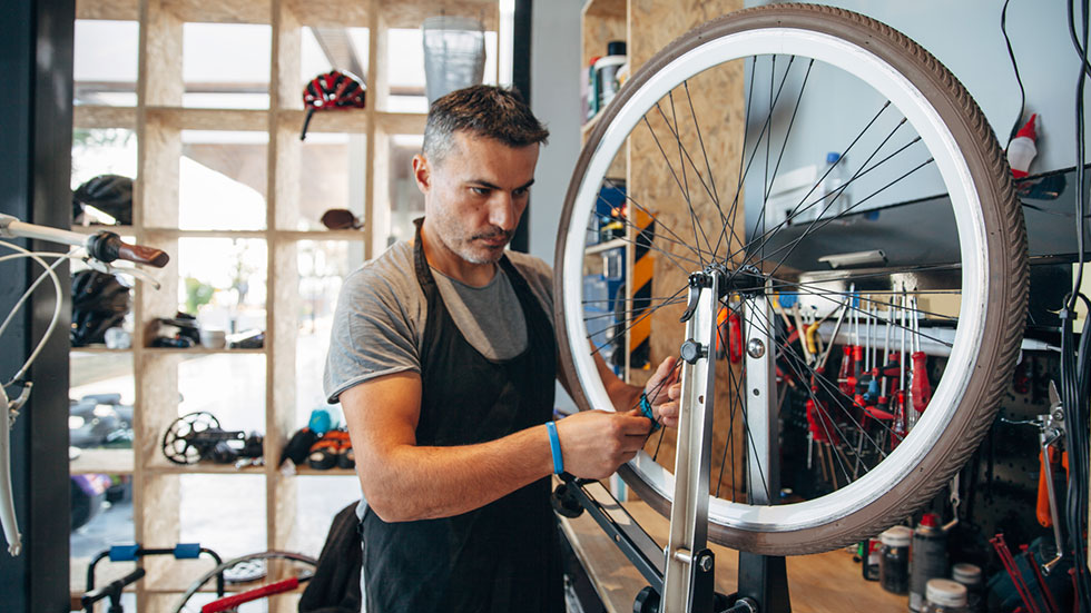 Oiling a tire