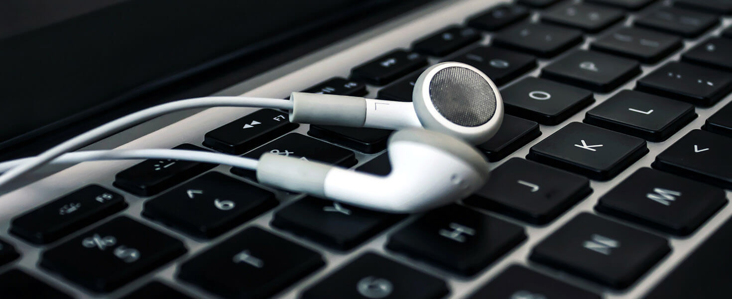 Hero_Clean Ear Buds