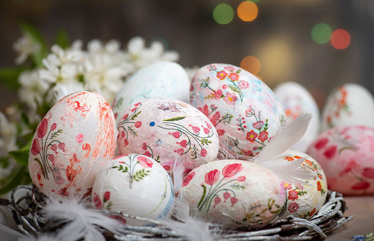 Decoupage decorated eggs