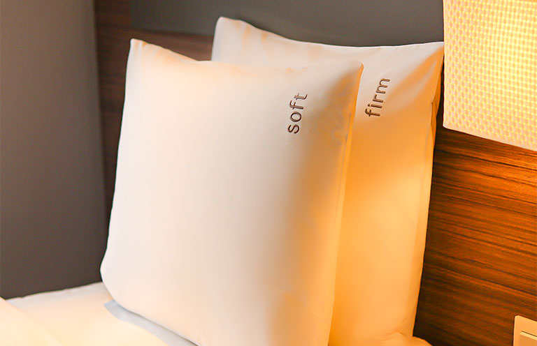 soft and hard pillow options, ihg hotel bedding