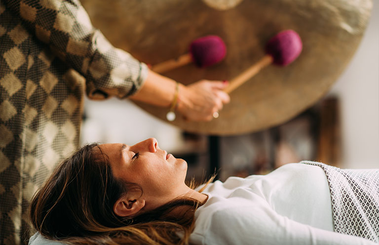 sound therapy class with sound bowls