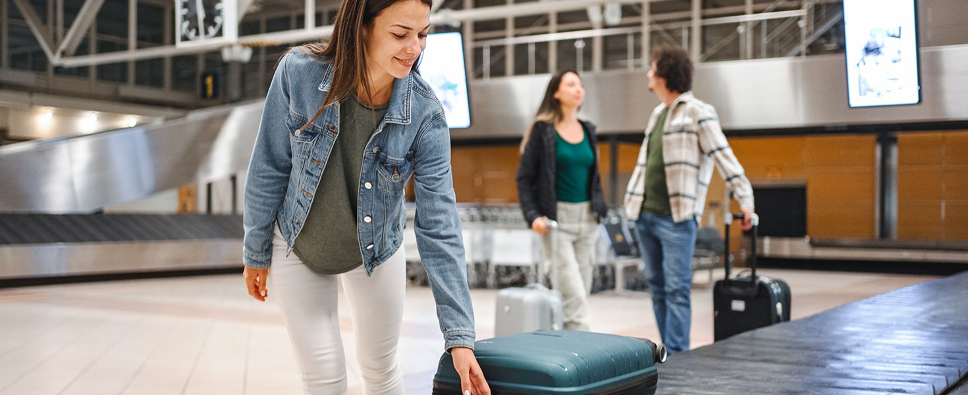 3 Ways to Have Your Luggage Arrive First at Baggage Claim