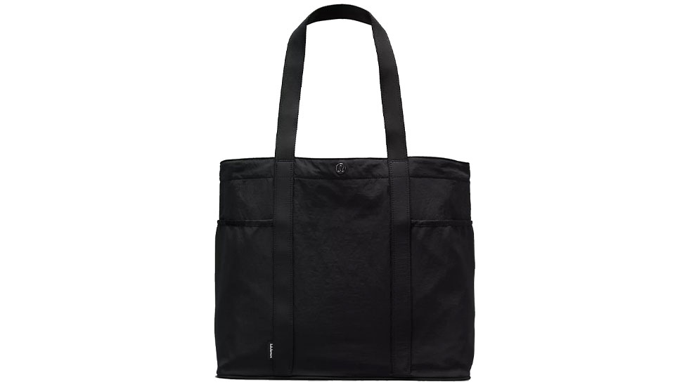 Lululemon’s 20L Daily Multi-Pocket Tote