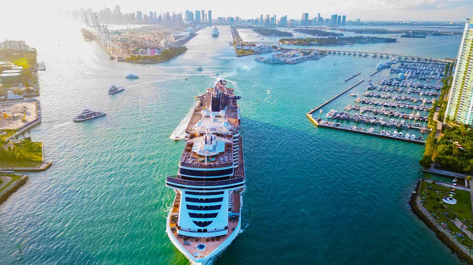 cruise ship at miami port