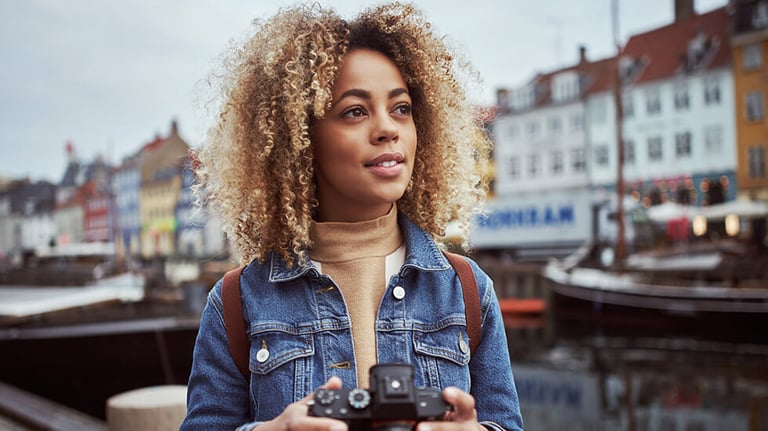 Traveling photographer