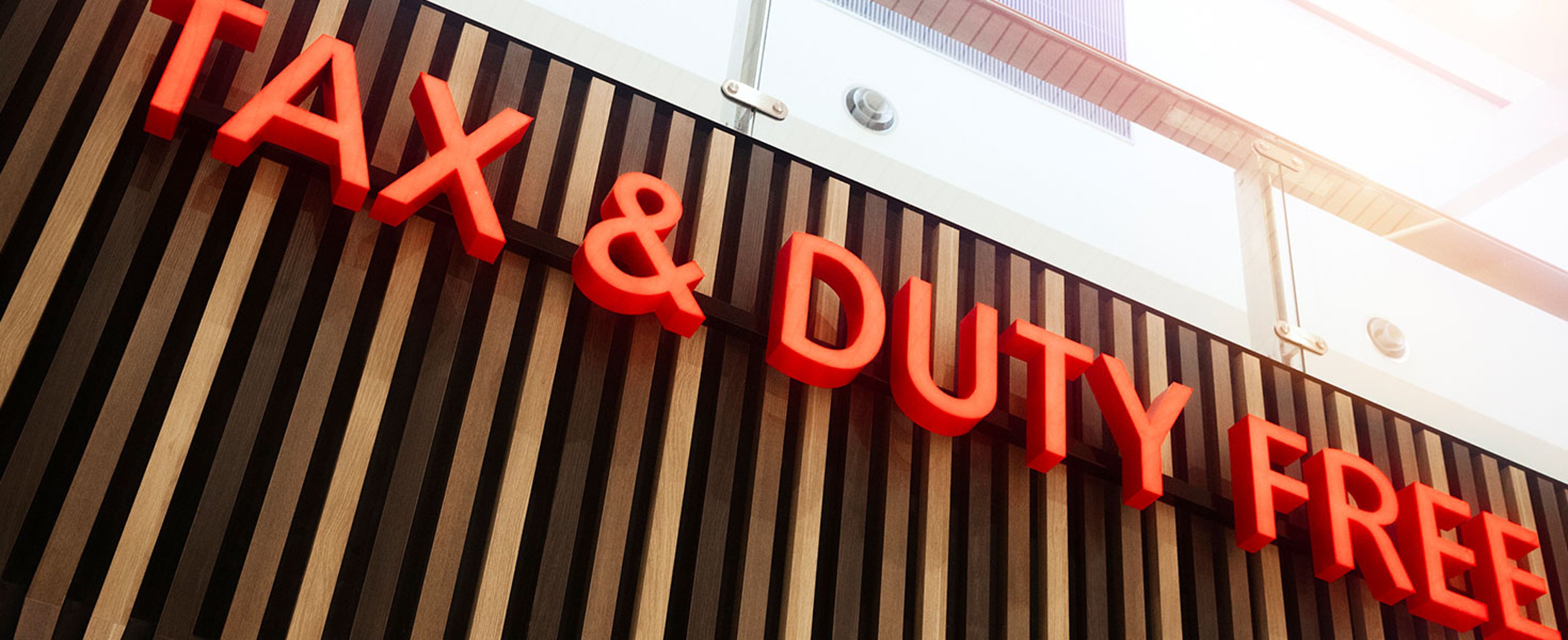 What Should You Buy Duty Free at Airport