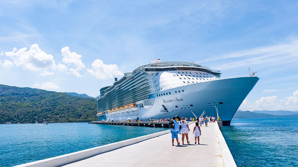 Cruise ship