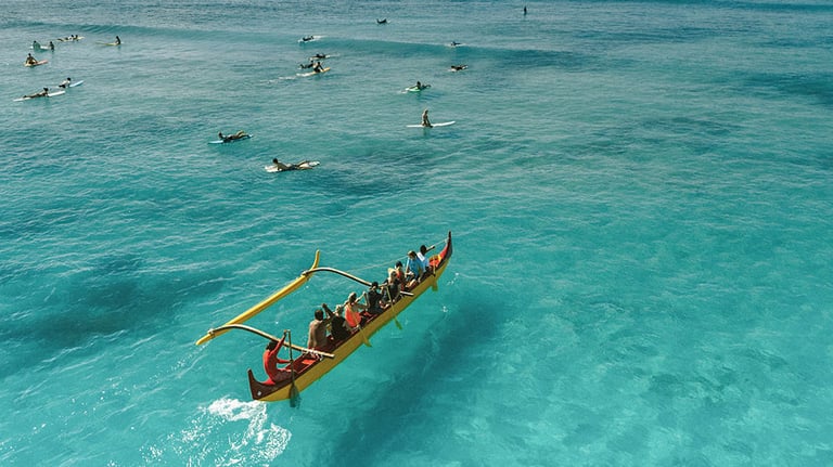 Outrigger canoe paddling. Location: Waikiki Beach, Oahu Credit: Hawaii Tourism Authority (HTA)
