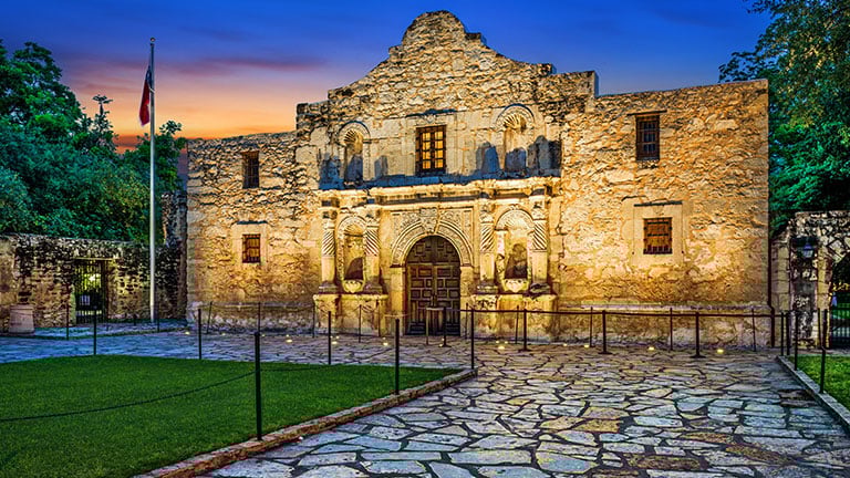 The Alamo in San Antonio, Texas; credit:Sean Pavone