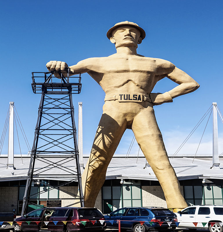 Golden Driller statue