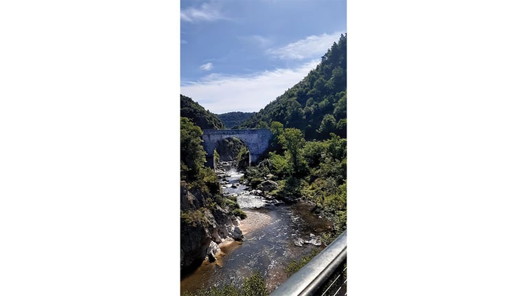 A view of the rushing waters and green landscapes of the Doux Valley as seen from the Train de l’Ardéche steam train. PHOTOS THIS PAGE COURTESY OF SHERYL NANCE-NASH