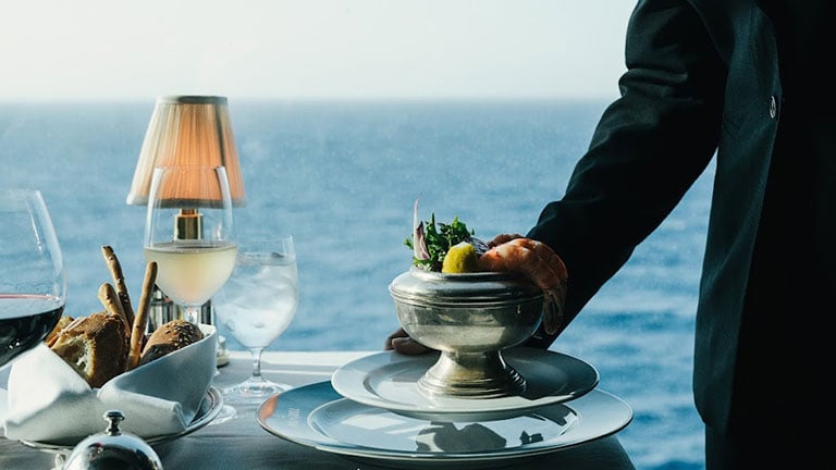 Polo Grill on the Oceania Vista; photo courtesy of Oceania Cruises