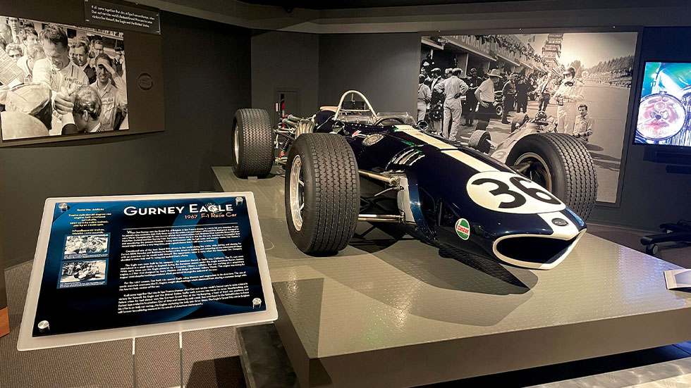 Gurney Eagle exhibition at Rev Institue, Naples