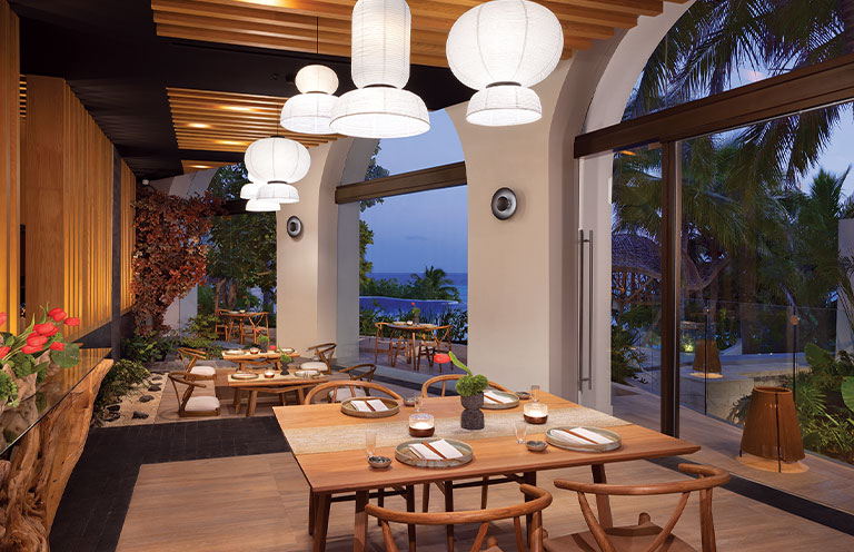 Sake restaurant