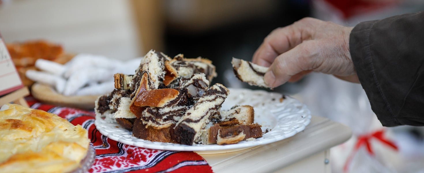 Romanian Sweet Walnut Bread