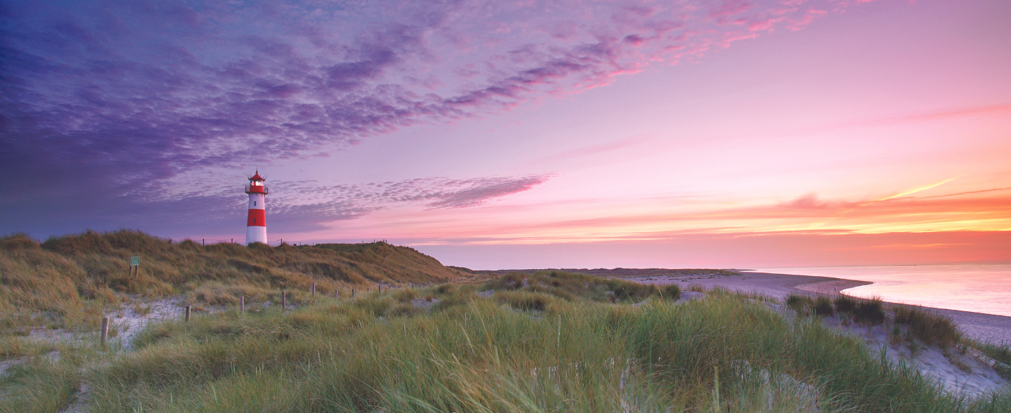Lighthouse List overlooks the German island of Sylt, the North Sea and the Wadden Sea.