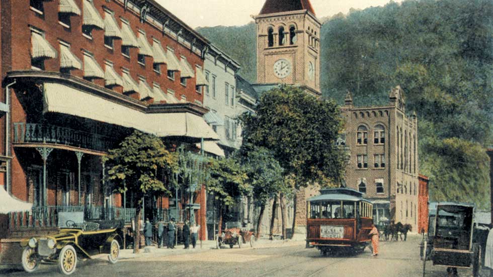 Old Inn at Jim Thorpe Postcard