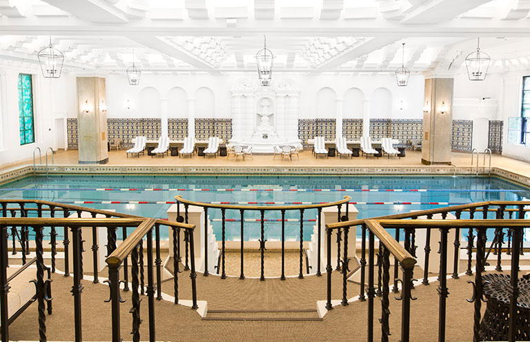 Pool at the InterContinental Hotel Chicago Magnificent Mile