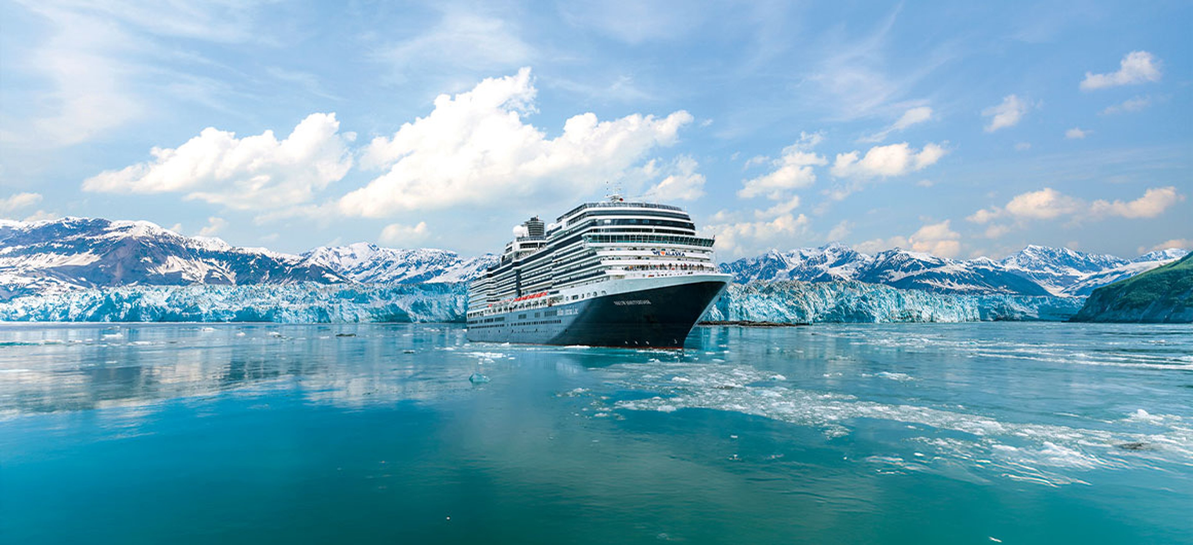 Nieuw Amsterdam in Glacier Bay
