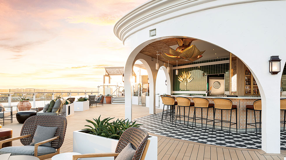 Celebrity Ascent’s Sunset Bar, designed by Nate Berkus. Courtesy of Celebrity Crruises