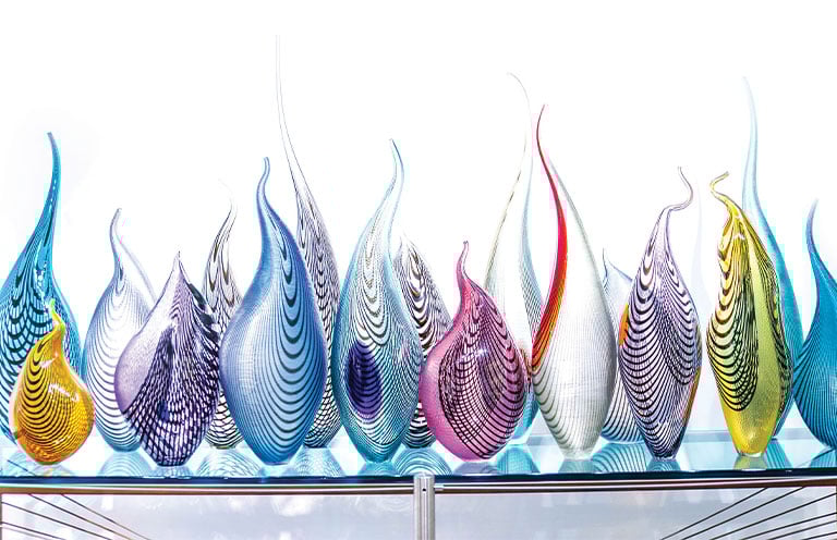 contemporary glass art exhibited at the Imagine Museum
