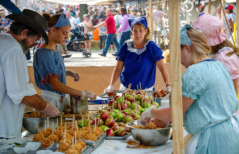 fort wayne apple trail