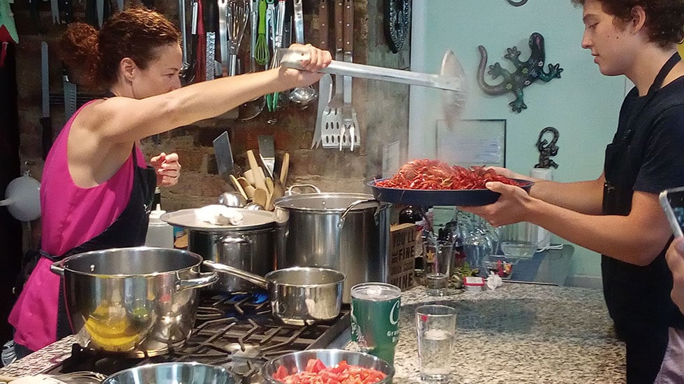 boiling crawfish
