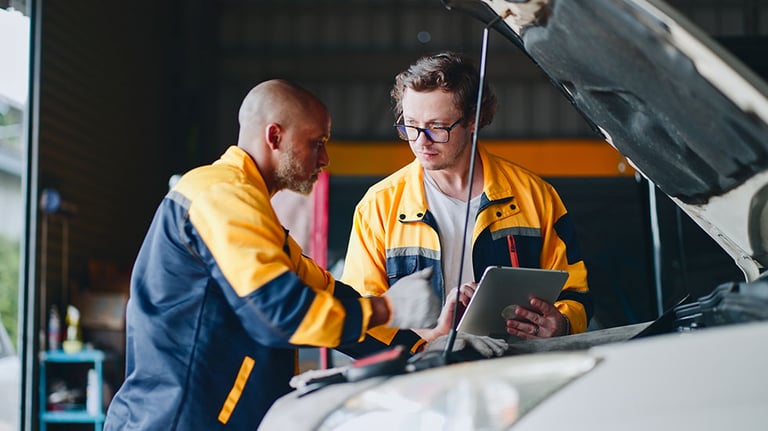 Auto Repair Shop, Mechanic, Garage.