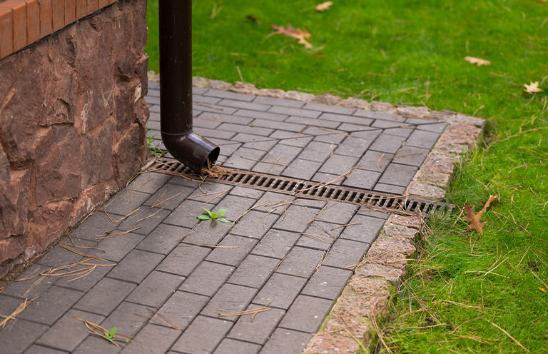 gutter drain system