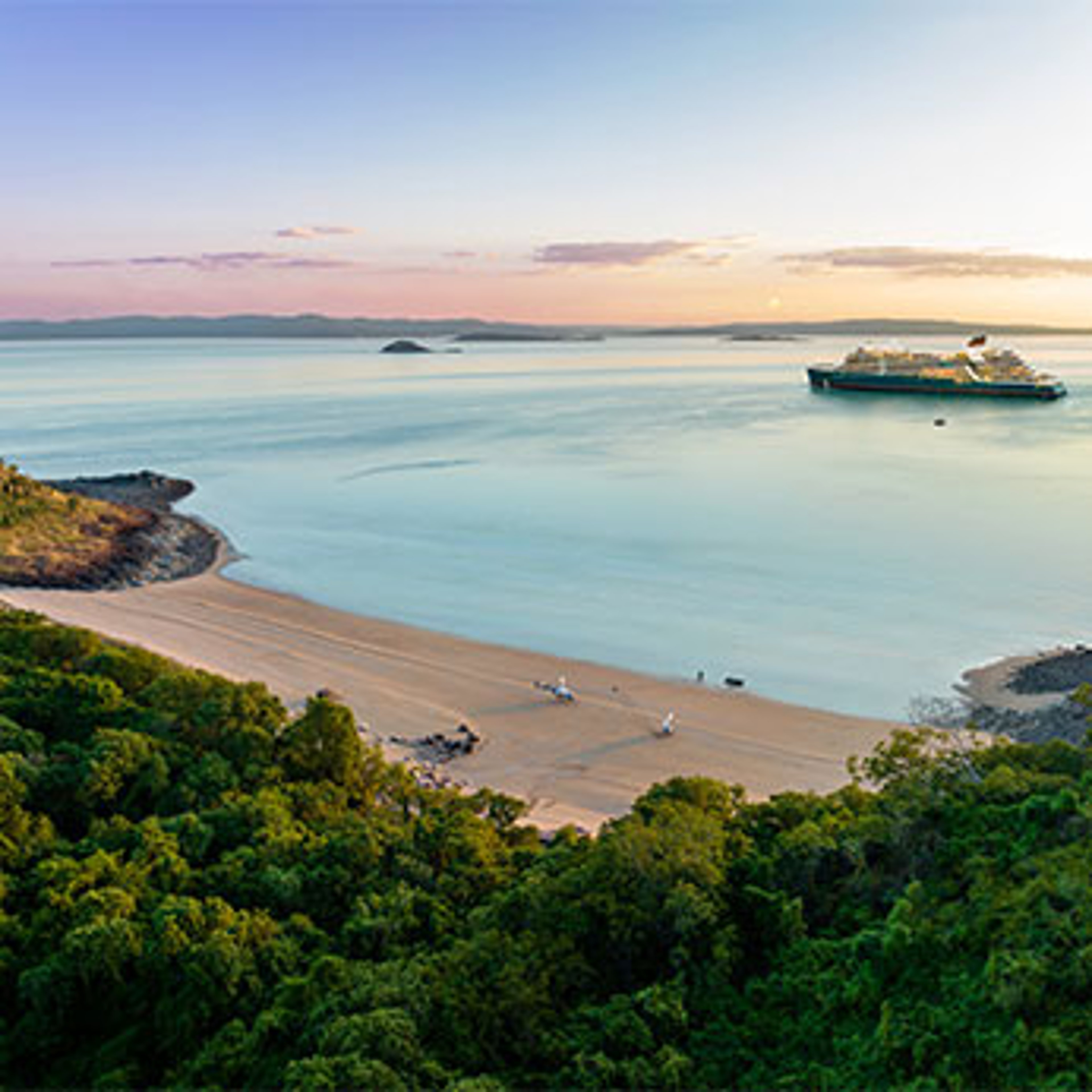 Seabourn cruise ship in Kimberley, Australia