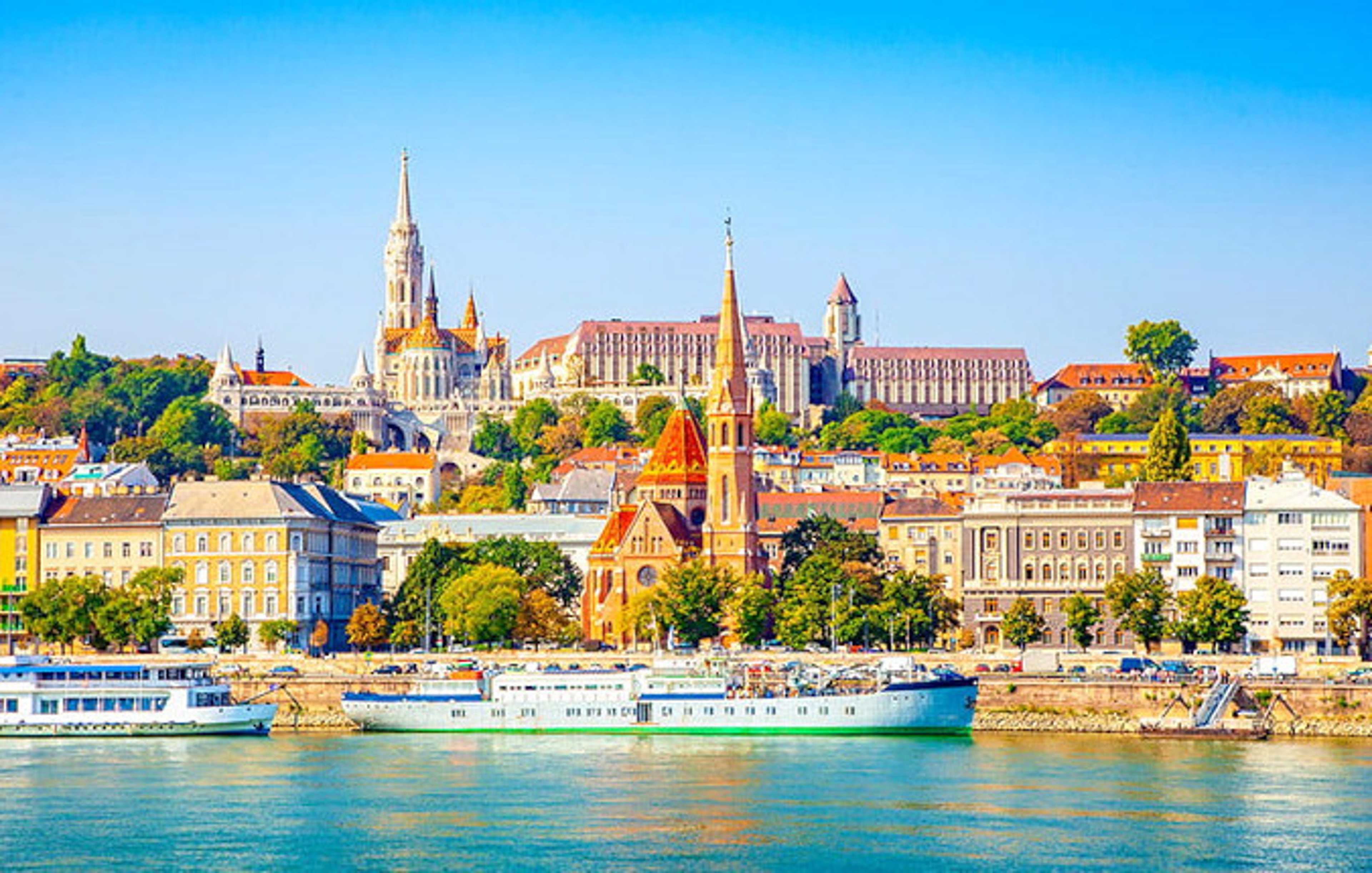THESE ARE THE LUXURY VACATION TRAVEL TRENDS OF 2023