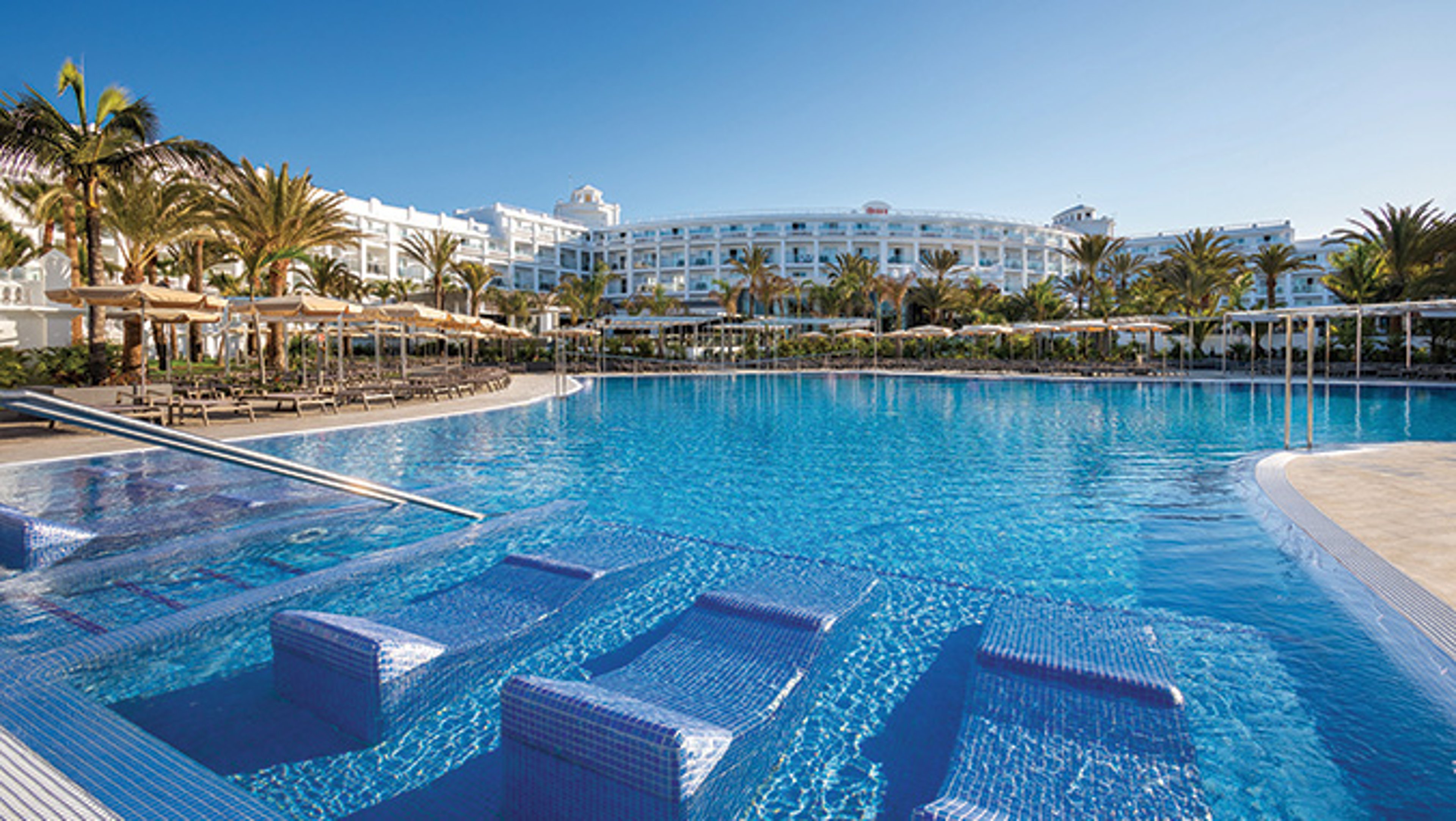 Hotel Riu Palace Maspalomas Resort pool in Las Palmas, Spain
