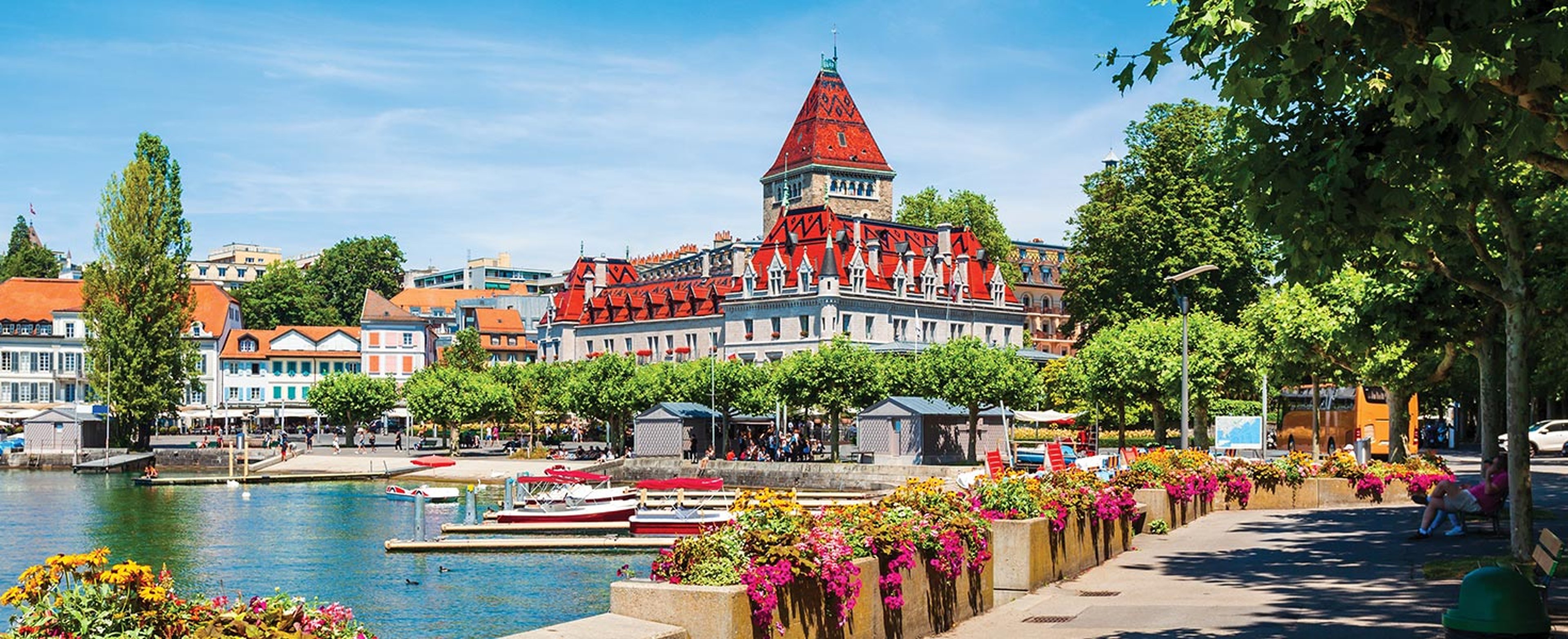 Geneva Lake promenade