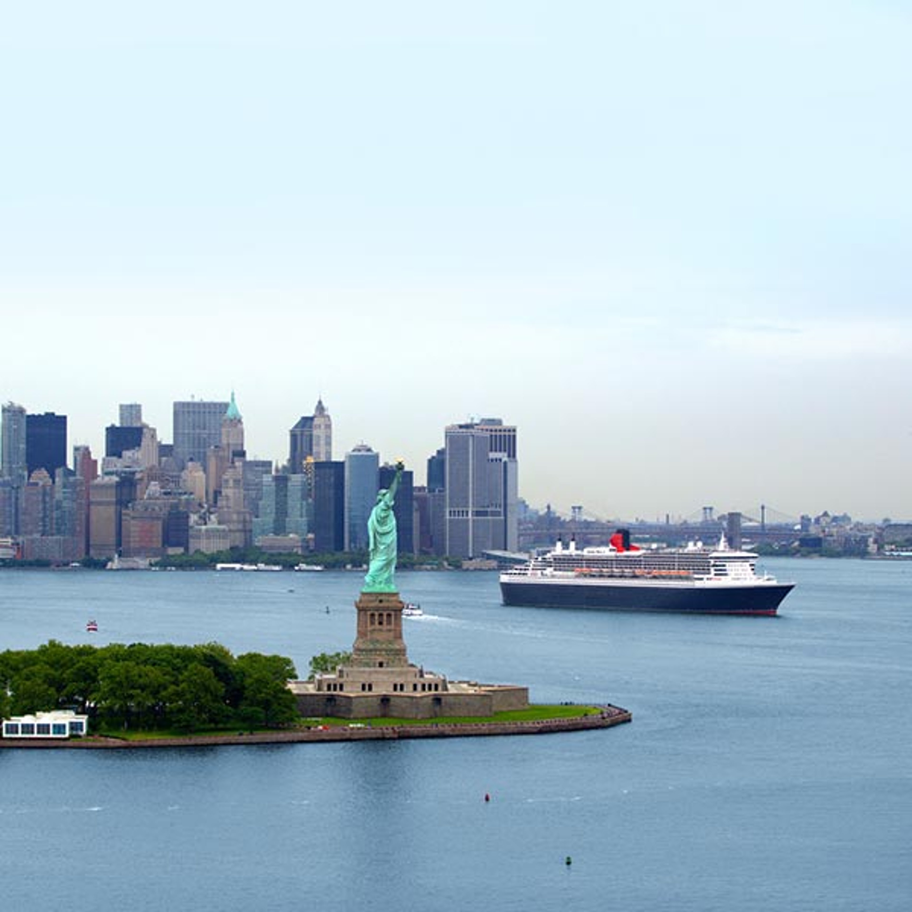 Cunard ship sailing from New York City