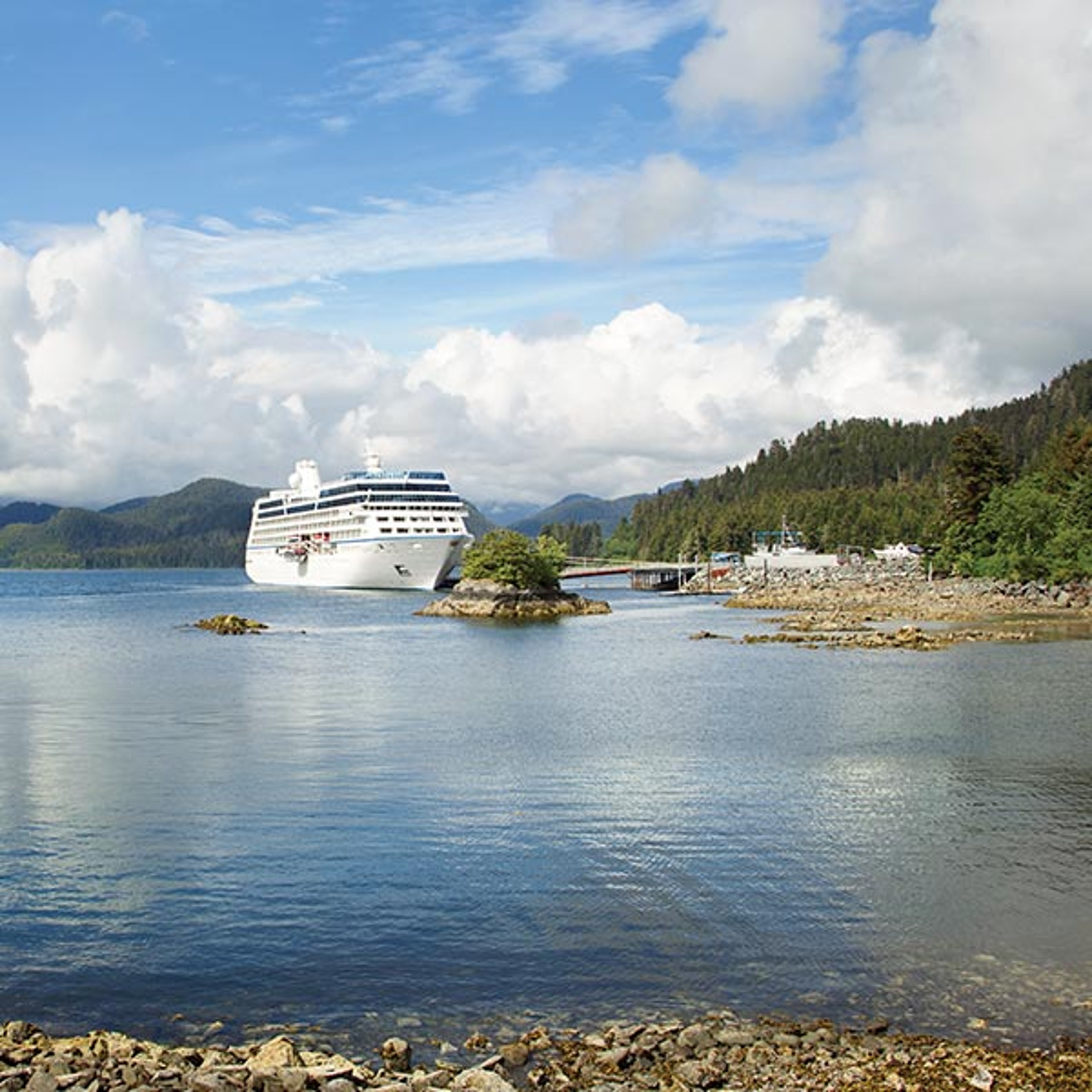 Oceania ship in Alaska