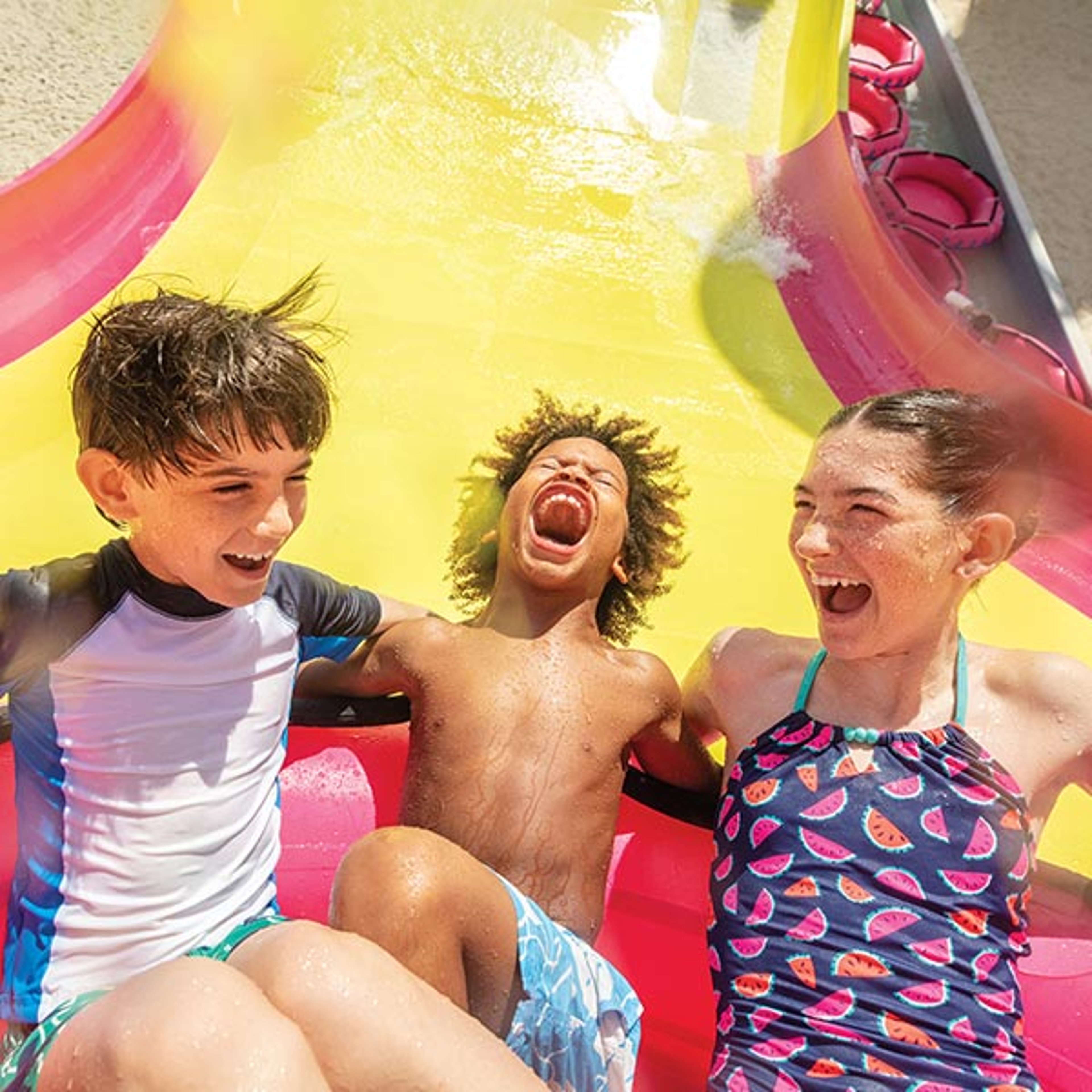 Kids on Splash Summit ride