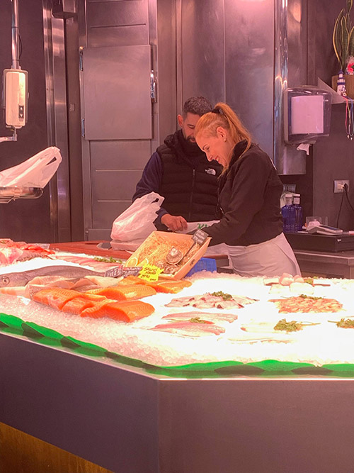 local seafood market
